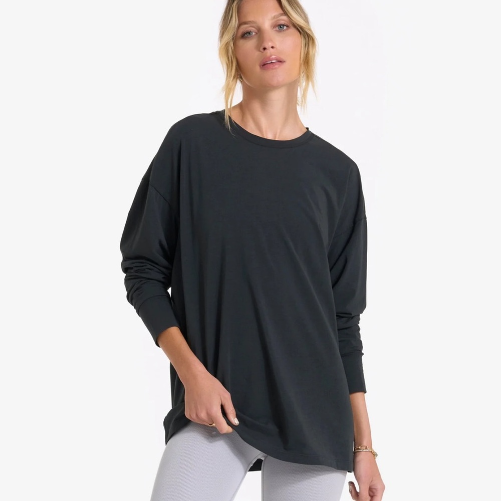 Vuori Relaxed LS Feather Tee